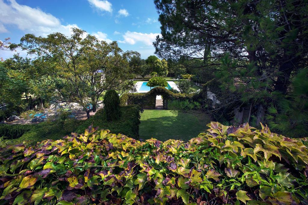 Tenuta Sant'Andrea Giuggianello 外观 照片