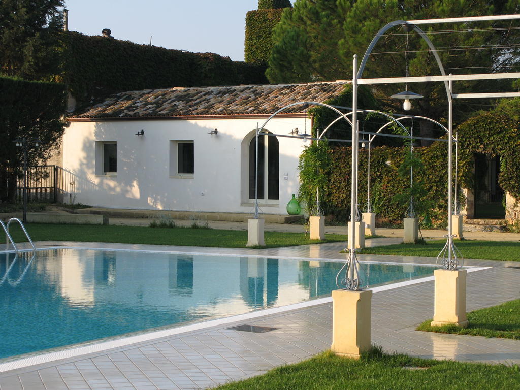 Tenuta Sant'Andrea Giuggianello 外观 照片